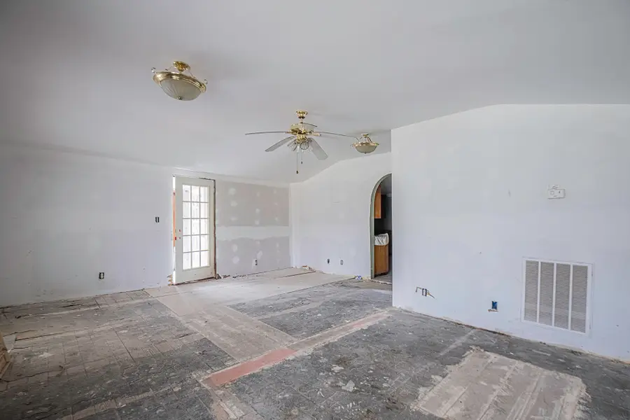 5717 Hwy 301, Trenton, GA 30752 - #3