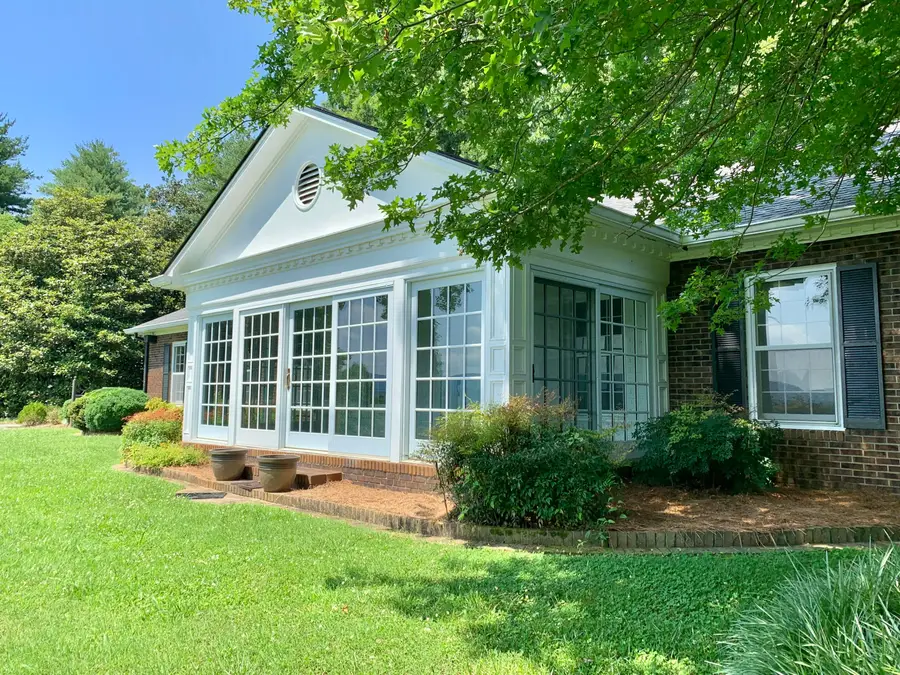 130 Apple Blossom Lane, Summerville, GA 30747 - #3