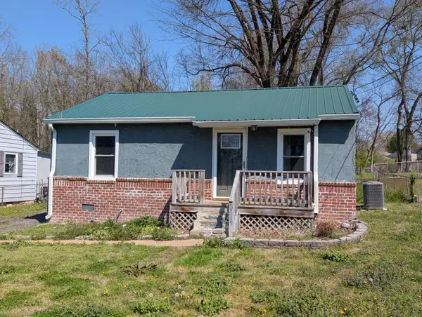 204 E Oak Street, Rossville, GA 30741