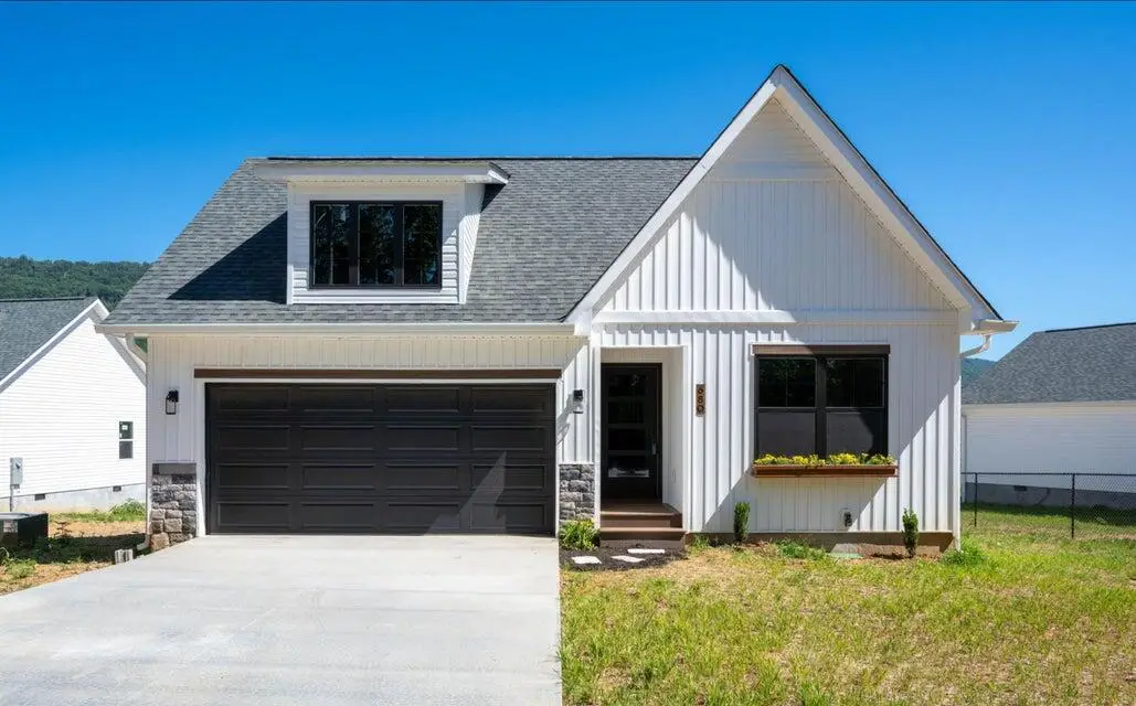 720 Sells Lane, Trenton, GA 30752 - #1