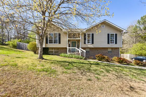 5701 Knotty Pine Drive, Ooltewah, TN 37363