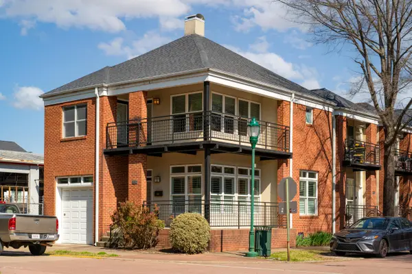 229 W 17th Street, Chattanooga, TN 37408