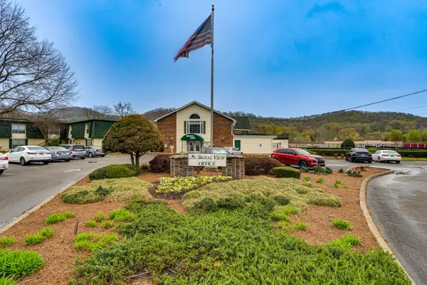 900 Mountain Creek Road #Apt C43, Chattanooga, TN 37405