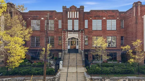 1000 E Martin Luther King Boulevard #203, Chattanooga, TN 37403