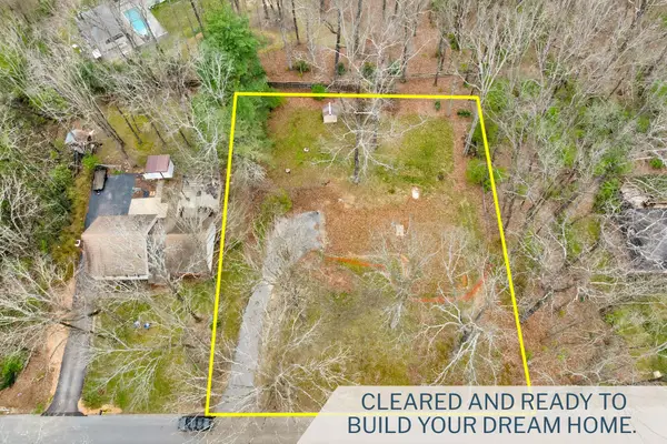 912 Glamis Circle, Signal Mountain, TN 37377