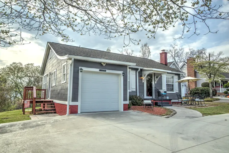 1005 S Crest Road, Rossville, GA 30741 - #2