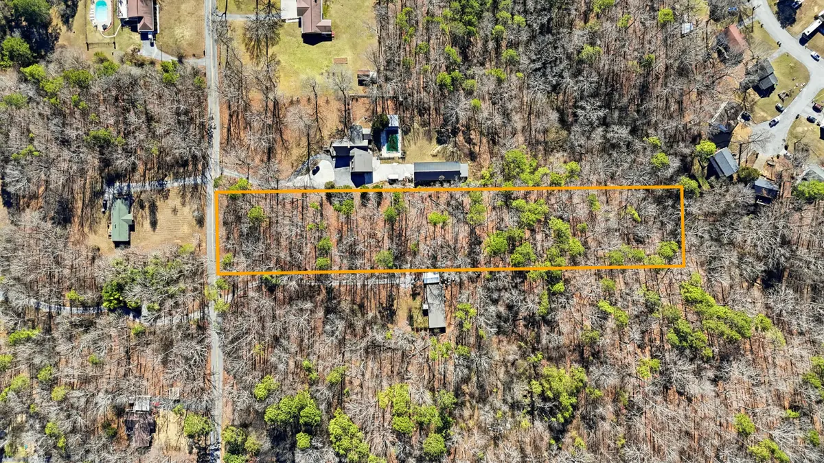 8415 Fair Oaks Road, Hixson, TN 37343 - #1