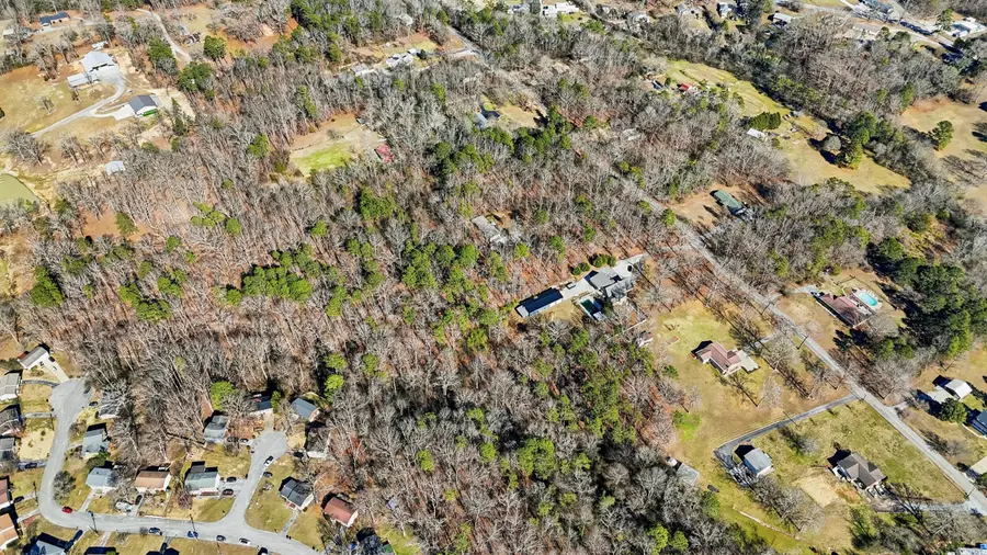 8415 Fair Oaks Road, Hixson, TN 37343 - #2