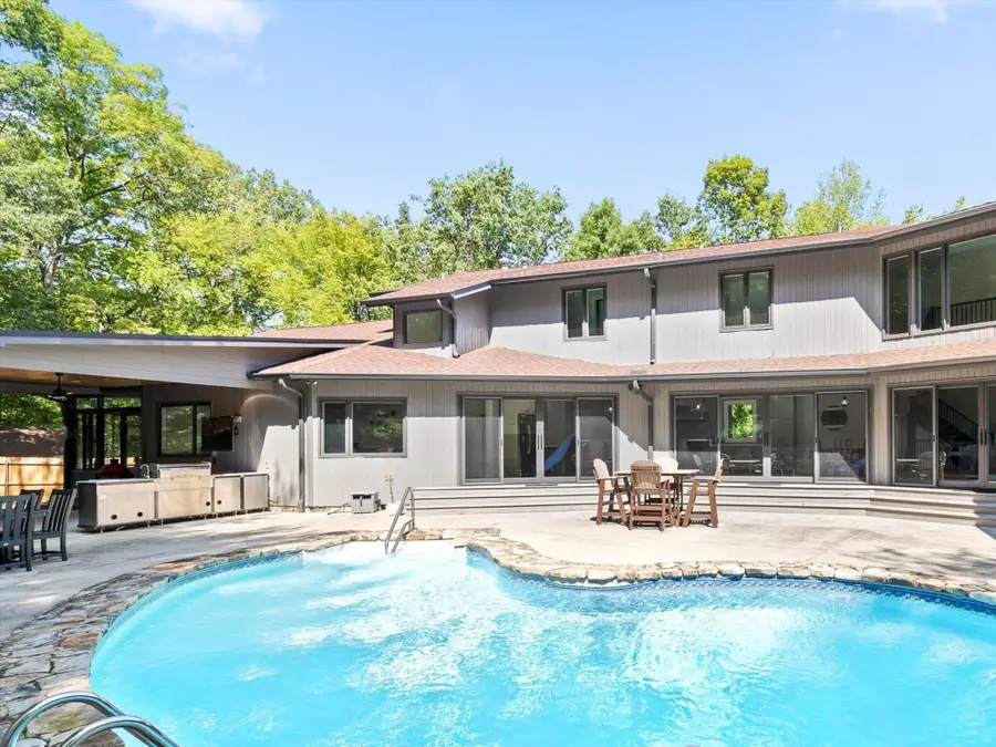 1108 W River Hills Drive, Chattanooga, TN 37415 - #3