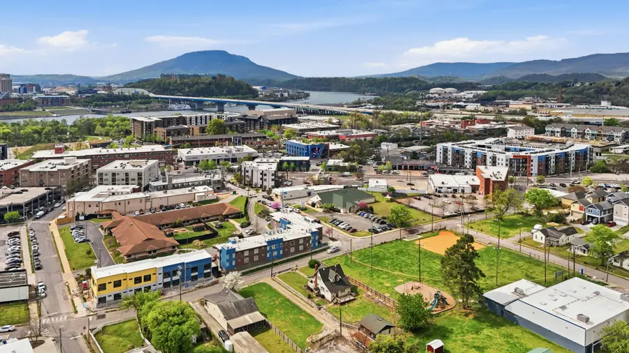 111 W Manning Street, Chattanooga, TN 37405 - #2