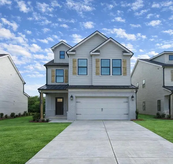 9286 Alban Chase Drive #4, Ooltewah, TN 37363