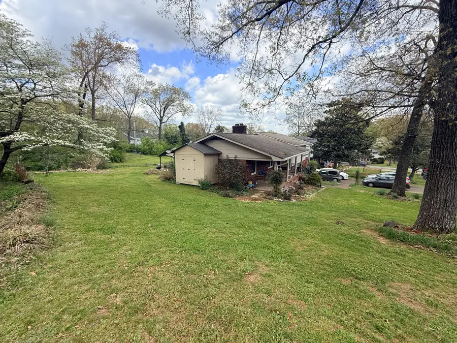 1325 N Glen Drive, Hixson, TN 37343 - #3