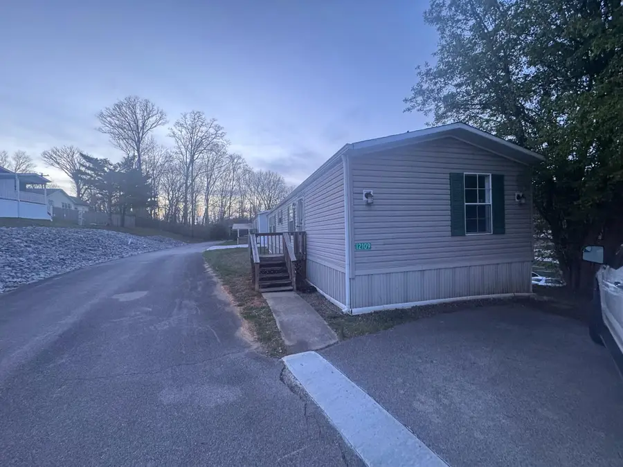 12109 Thornbird Way, Knoxville, TN 37932 - #2