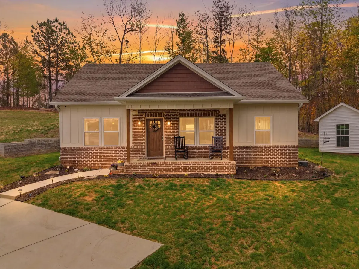 9 Stonecrest Drive, Rock Spring, GA 30739 - #1