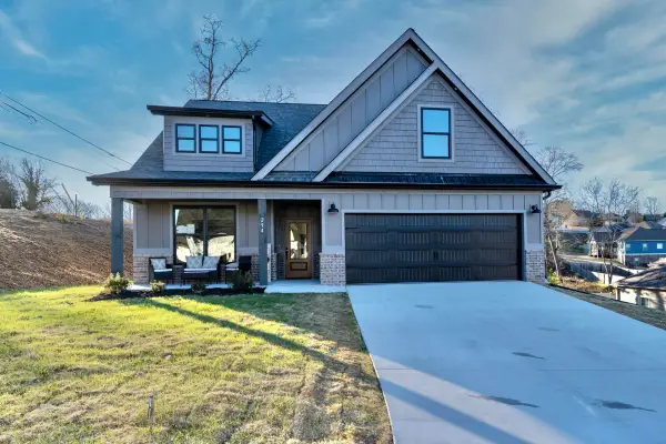 294 Running Oak Drive, Ringgold, GA 30736