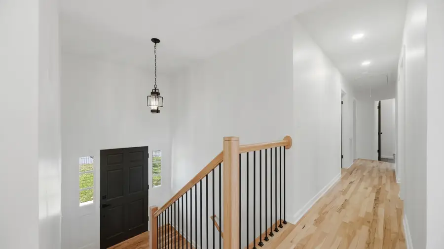 615 N Valley Drive, Chattanooga, TN 37415 - #2