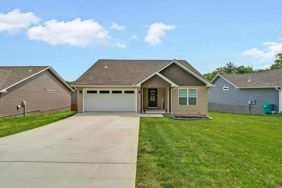 301 Dayton Avenue, Crossville, TN 38555 - #1