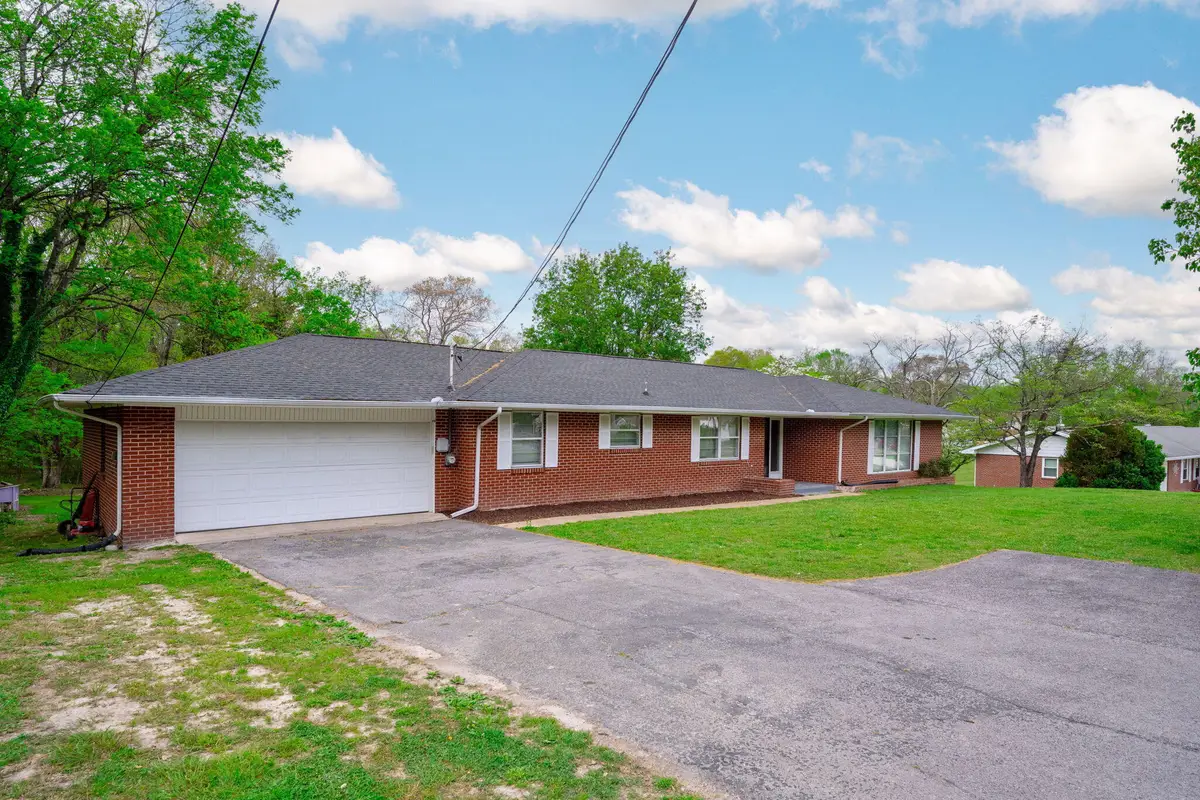 135 N Jenkins Road, Rossville, GA 30741 - #1