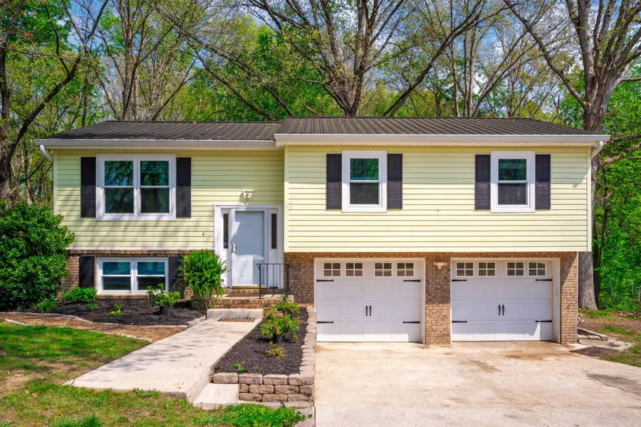 1419 N Winer Drive, Soddy Daisy, TN 37379 - #2