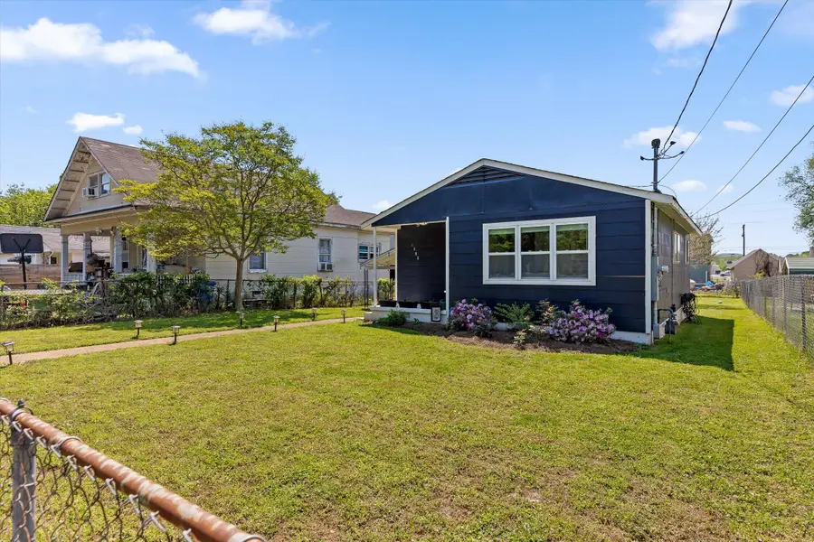 1204 E 35th Street, Chattanooga, TN 37407 - #3