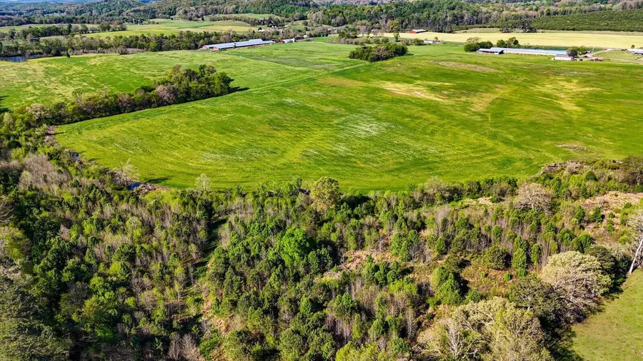 1625 Red Hill Valley Road Se, Cleveland, TN 37323 - #2