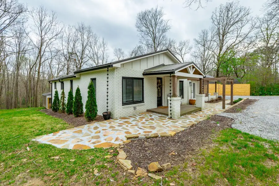 2422 Corral Road #2422 Corral Rd., Signal Mountain, TN 37377 - #2