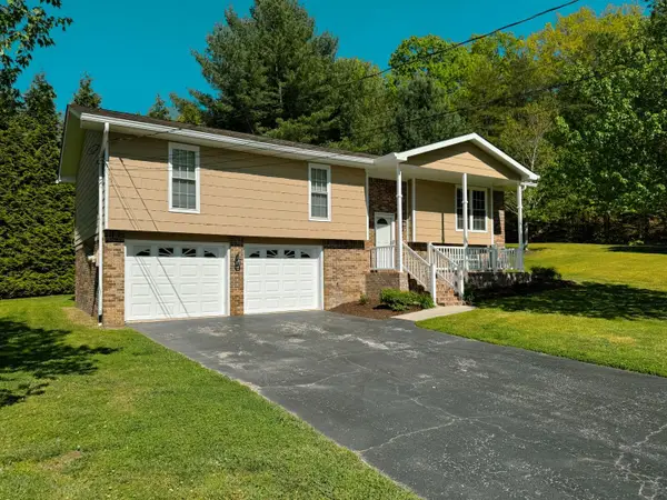 438 Sandalwood Drive, Hixson, TN 37343