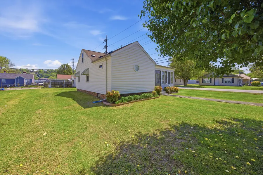 618 Carden Avenue, Rossville, GA 30741 - #3