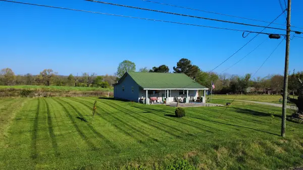 1107 Summer City Rd, Pikeville, TN 37367