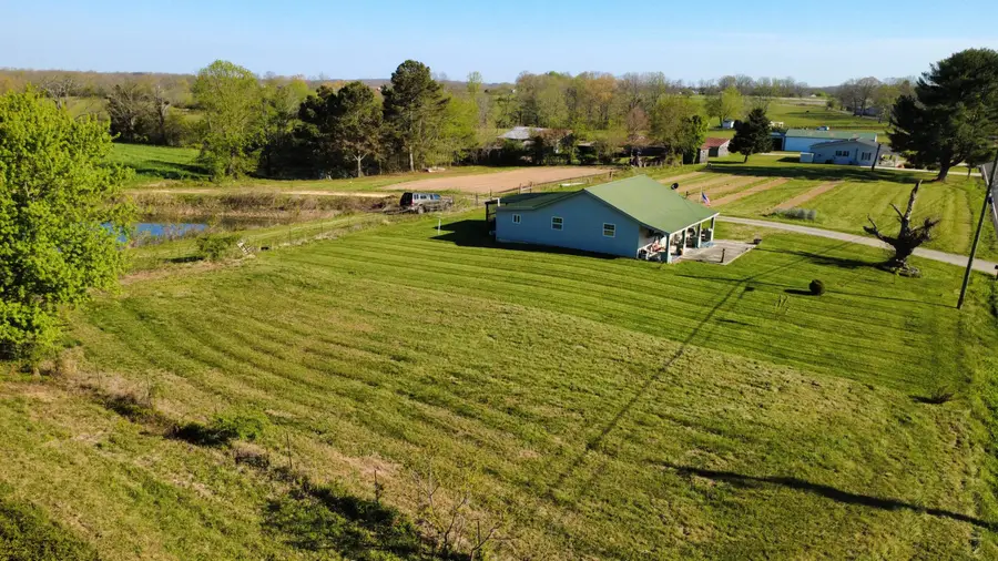 1107 Summer City Rd, Pikeville, TN 37367 - #2