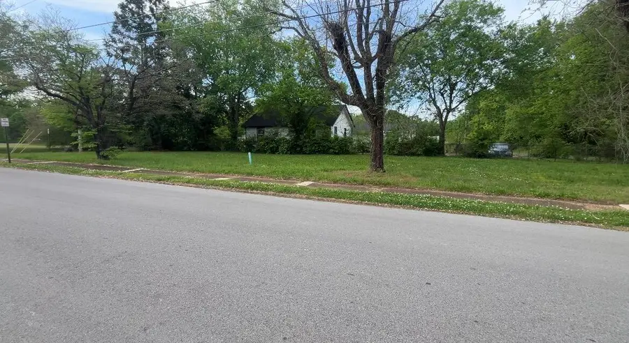 211 E 37th Street, Chattanooga, TN 37410 - #2