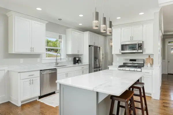 1164 Dreamfield Drive, Soddy Daisy, TN 37379