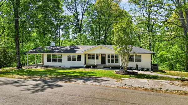 501 1st Street, LaFayette, GA 30728