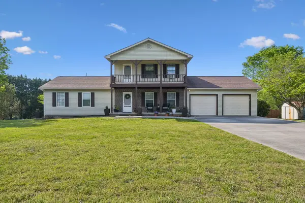 931 Calloway Drive, Lenoir City, TN 37772
