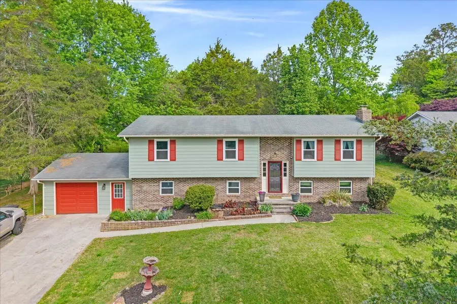 1305 Ridgeway Circle, Athens, TN 37303 - #3