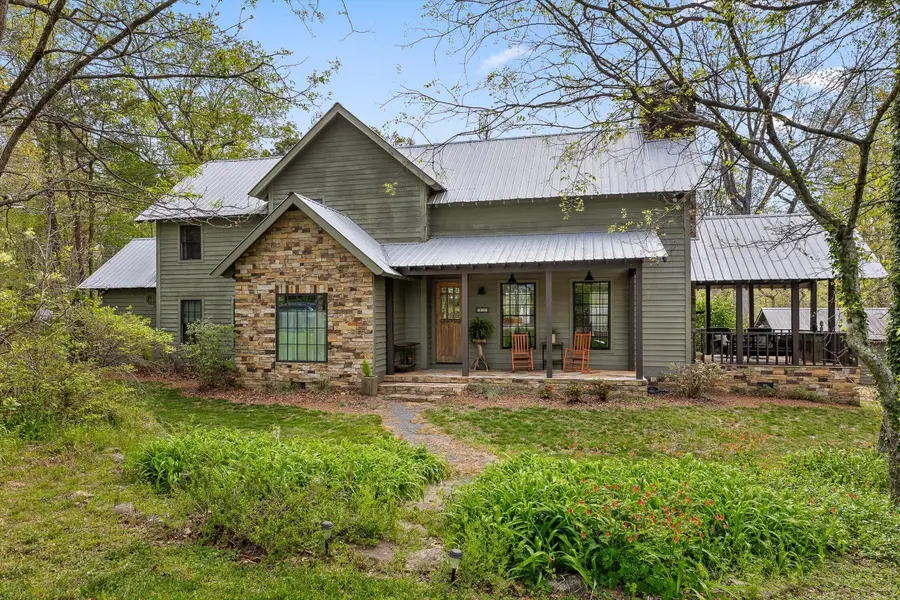 303 S Cool Street, Mentone, AL 35984 - #3