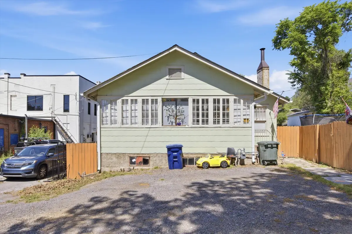 11 W Brow Terrace, Chattanooga, TN 37411 - #1