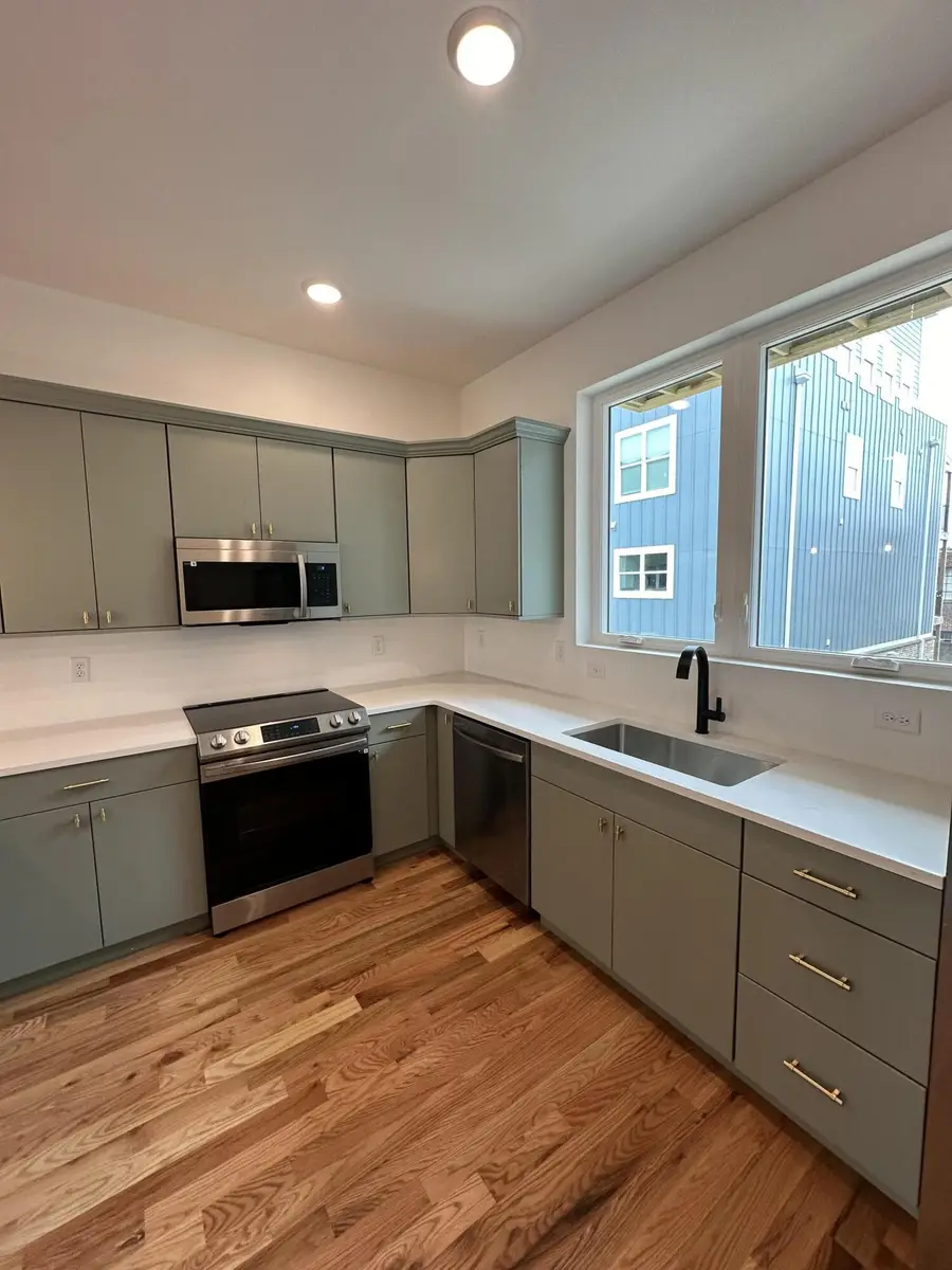 959 Montague Place, Chattanooga, TN 37408 - #3