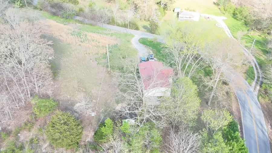 809 Emery Road, Soddy Daisy, TN 37379 - #2