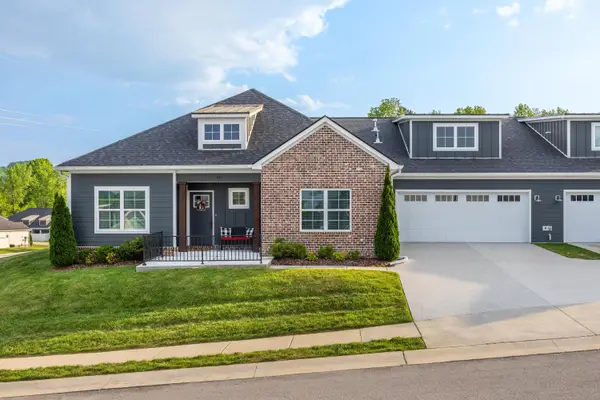 811 Wellstone Drive, Chattanooga, TN 37405