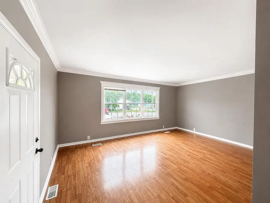 1316 S Cedar Avenue, South Pittsburg, TN 37380 - #3