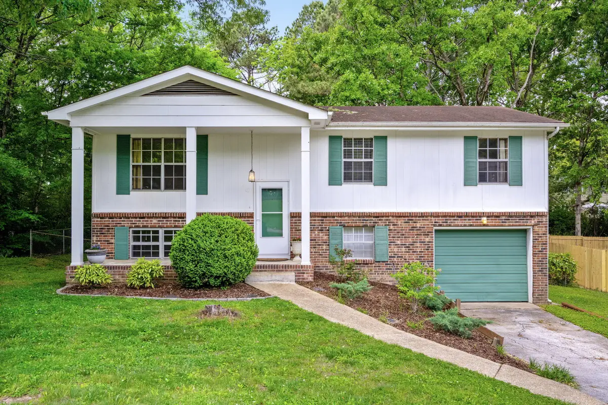 8326 Middle Road, Ooltewah, TN 37363 - #1