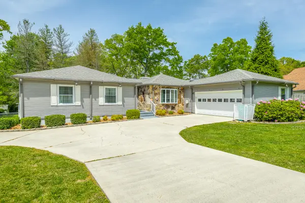 210 Cardinal Loop, Crossville, TN 38555