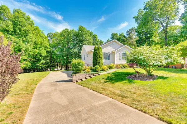 6511 River Stream Drive, Harrison, TN 37341