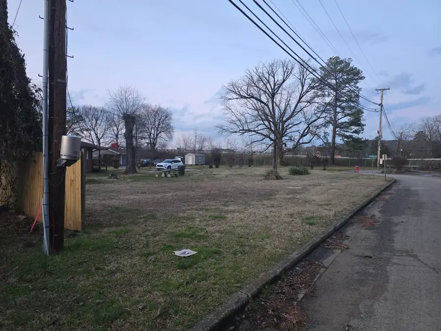 6030 Talladega Avenue, Chattanooga, TN 37421 - #2