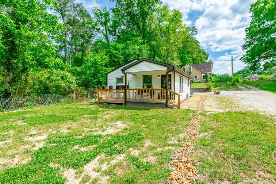1366 Lakeview Drive, Rossville, GA 30741 - #2