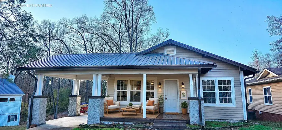 1322 Pennsylvania Avenue, Etowah, TN 37331 - #2