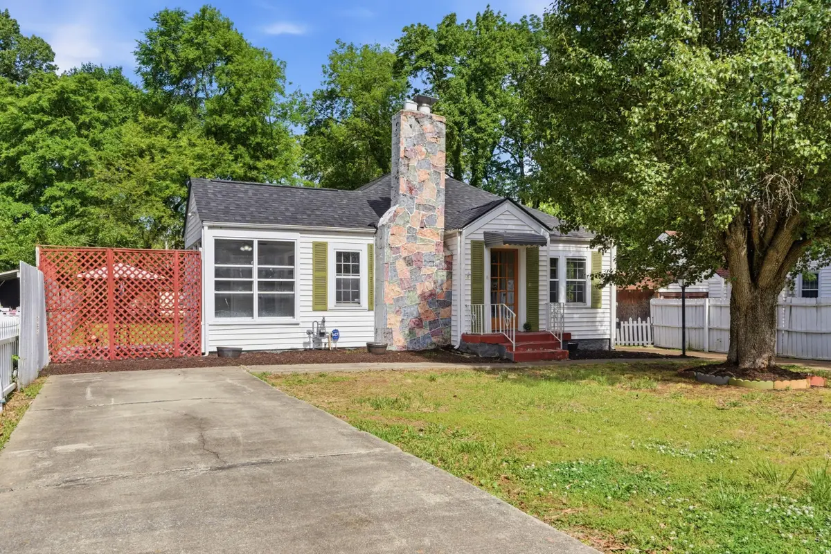 211 N St Marks Avenue, Chattanooga, TN 37411 - #1