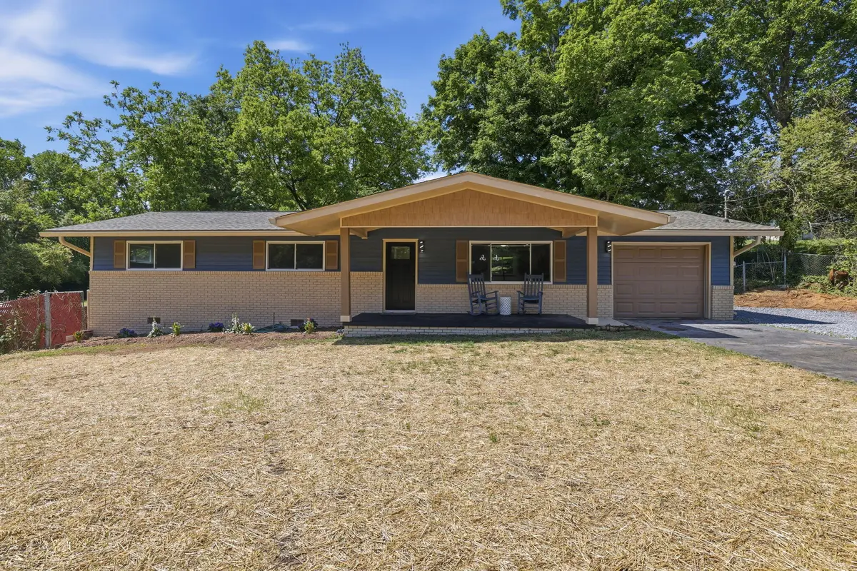 3208 Kings Point Road, Chattanooga, TN 37416 - #1