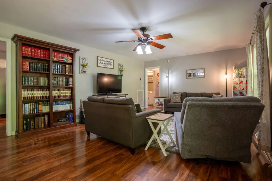 836 County Road 140, Valley Head, AL 35989 - #2